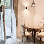 Lion - Elegance Apartamento *