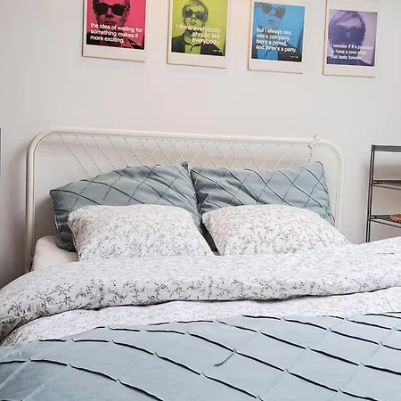 Apartment Lion - Elegance