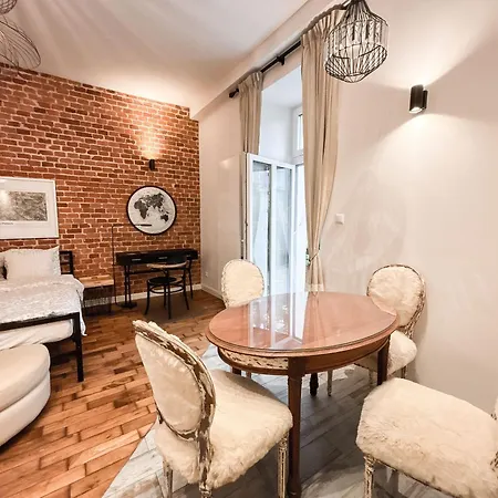 Lion - Elegance * Krasków